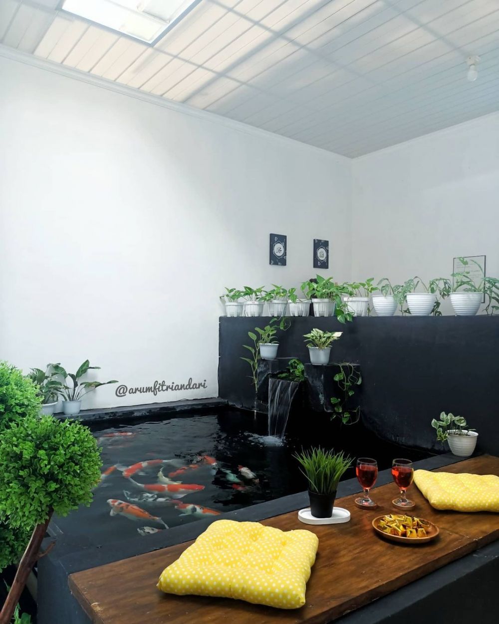 Mepet sawah bergaya minimalis tanpa kitchen set, 11 potret dapur ini tetap homey dan visualnya mewah