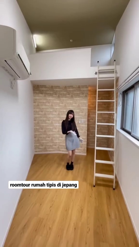 9 Potret rumah tipis pinggir jalan ini dalamnya bikin takjub, bisa ditempati bareng keluarga