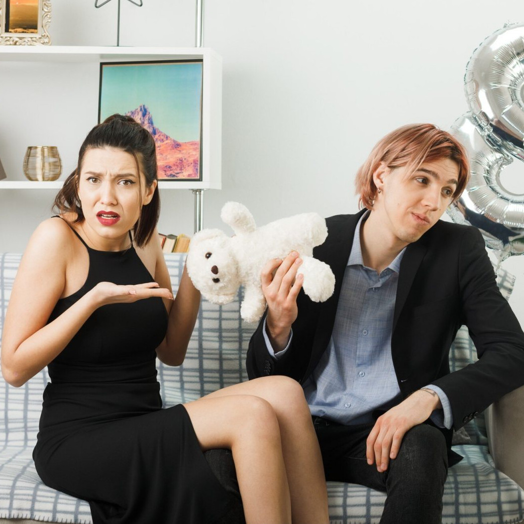 30 Kata-kata pantun buat mantan, lucu, sindiran, dan bikin baper