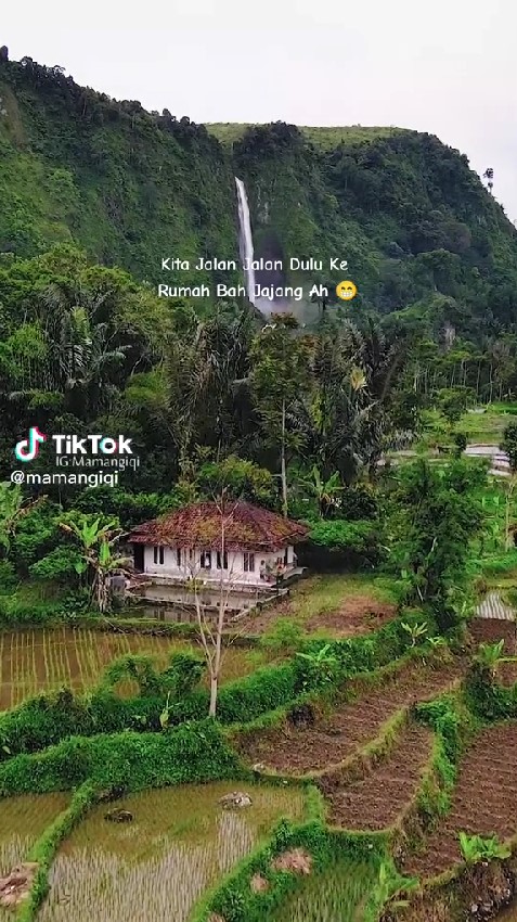 Pemandangannya bak lukisan, ini 6 potret dari udara desa rumah viral Abah Jajang yang ditawar Rp2,5 M