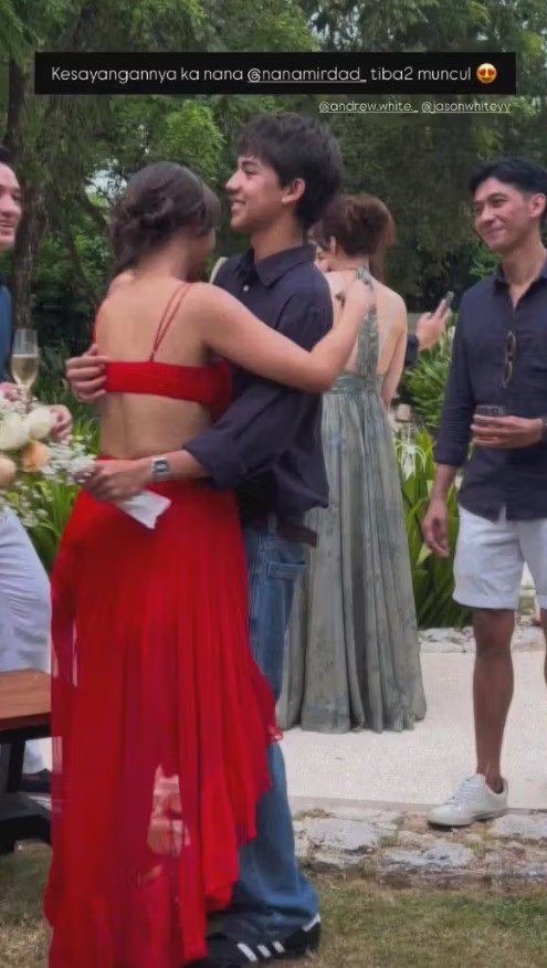 Tiba-tiba dijemput pakai helikopter sama Andrew White, begini 9 momen kejutan ultah Nana Mirdad ke-40