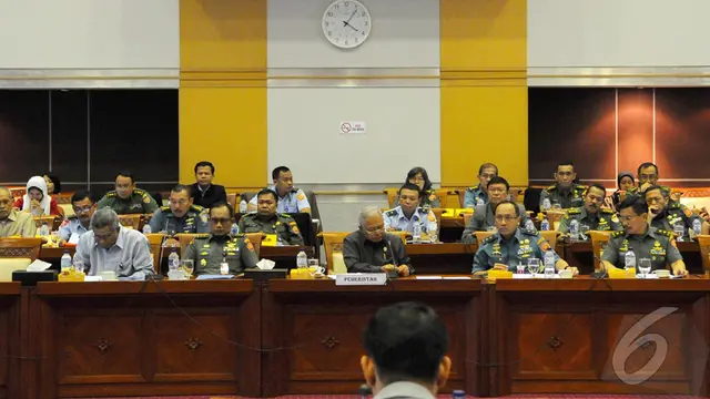 RUU TNI: Memperkuat pertahanan atau kembali ke Dwifungsi ABRI?