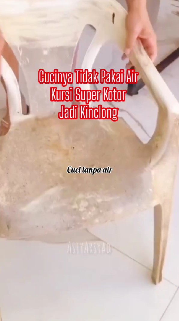Trik bersihkan kursi plastik super kotor tanpa dicuci air, jadi putih pakai tambahan 1 bahan minuman