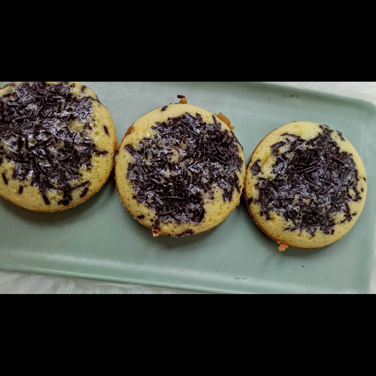 Resep kue cubit coklat lumer, takjil manis yang bikin nagih