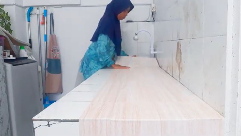 Dapur rumah subsidi tipe 24 di-makeover jadi apik bukti sederhana tetap bikin nyaman, ini 9 potretnya