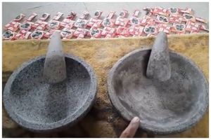 Trik mudah membedakan cobek batu asli dan palsu tanpa direndam air