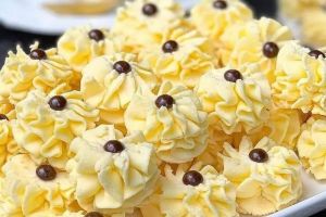 Resep semprit susu 3 bahan, super praktis dan lumer di mulut