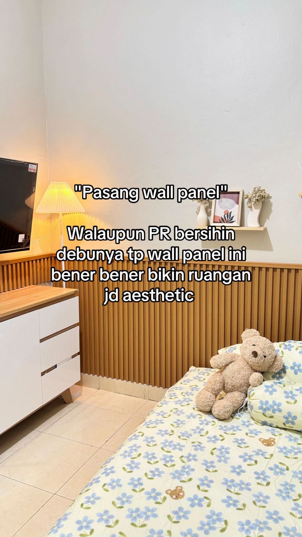 Kamar kontrakan dimakeover gegara buluk & penuh jamur, 9 potretnya jadi estetik cuma pakai wall panel