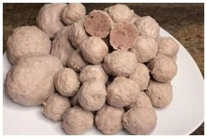 Tanpa tepung, begini trik bikin bakso sapi kenyal, garing, dan antigagal