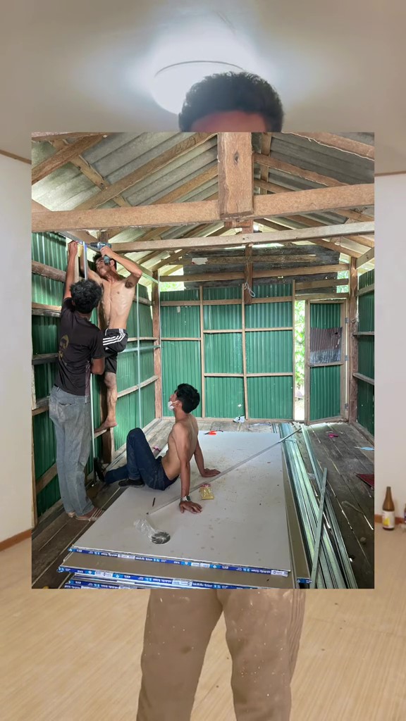 Luarnya tampak reyot, ternyata 10 potret kamar di rumah kayu ini mirip hotel