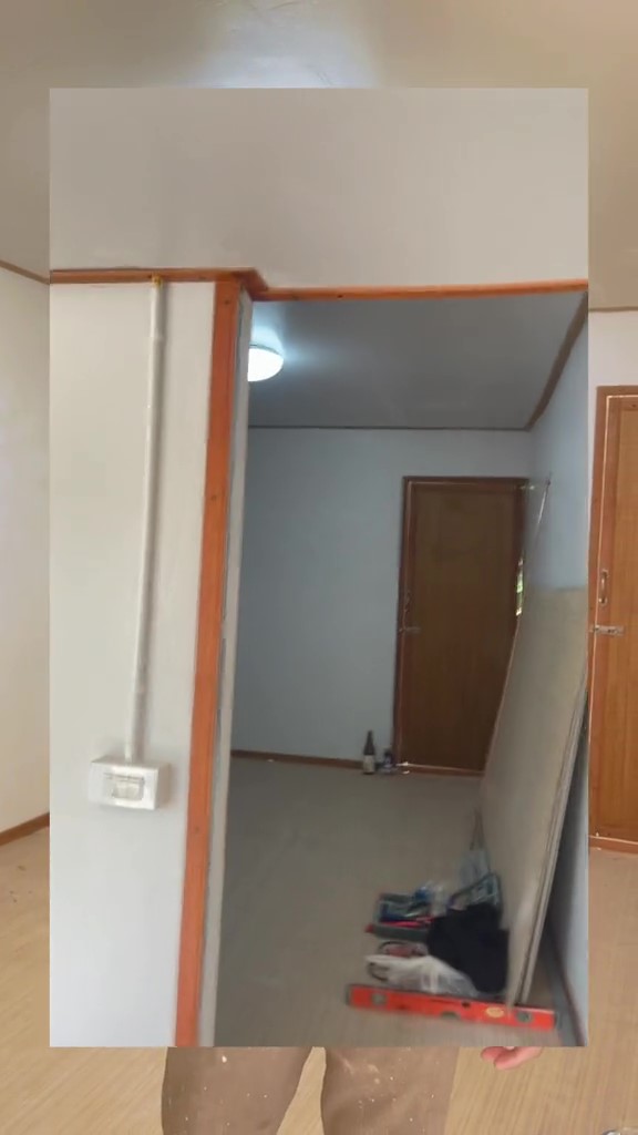 Luarnya tampak reyot, ternyata 10 potret kamar di rumah kayu ini mirip hotel