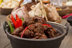 Resep rendang daging sapi empuk dan gurih, sajian istimewa untuk Lebaran