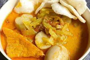 Resep lontong sayur Betawi gurih dan lezat untuk hidangan Lebaran
