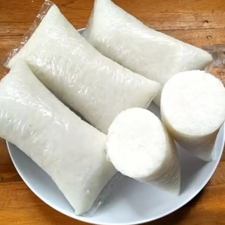 Hanya 12 menit! Trik merebus lontong hemat gas, lembut, dan awet hingga 4 hari