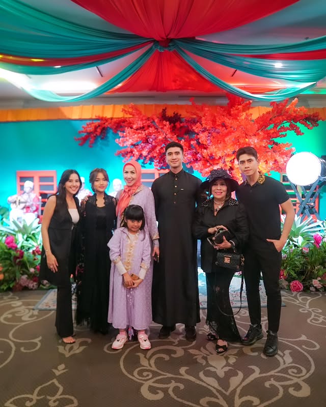 Minta cucu segera menikah, nenek Verrell Bramasta bongkar Fuji tipe idaman Verrell Bramasta