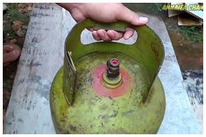 Cara mengatasi tabung gas elpiji bocor dan mengeluarkan bau, tak perlu panik