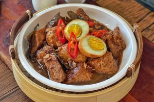 5 Resep semur tahu telur praktis, lezat, dan antigagal
