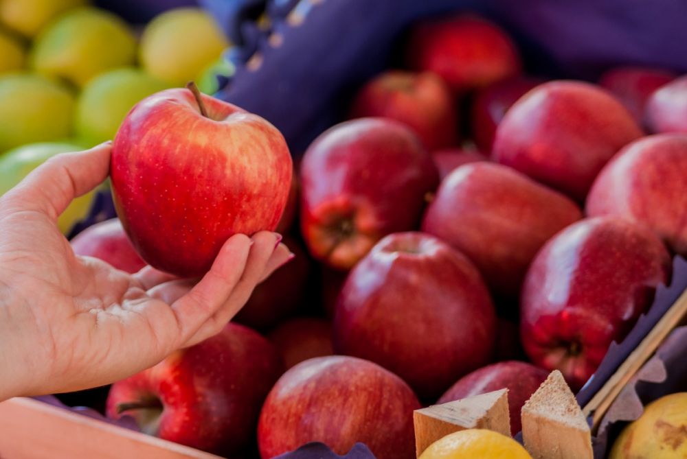 Mengungkap kode angka di stiker buah impor: Organik, konvensional, atau modifikasi genetika?