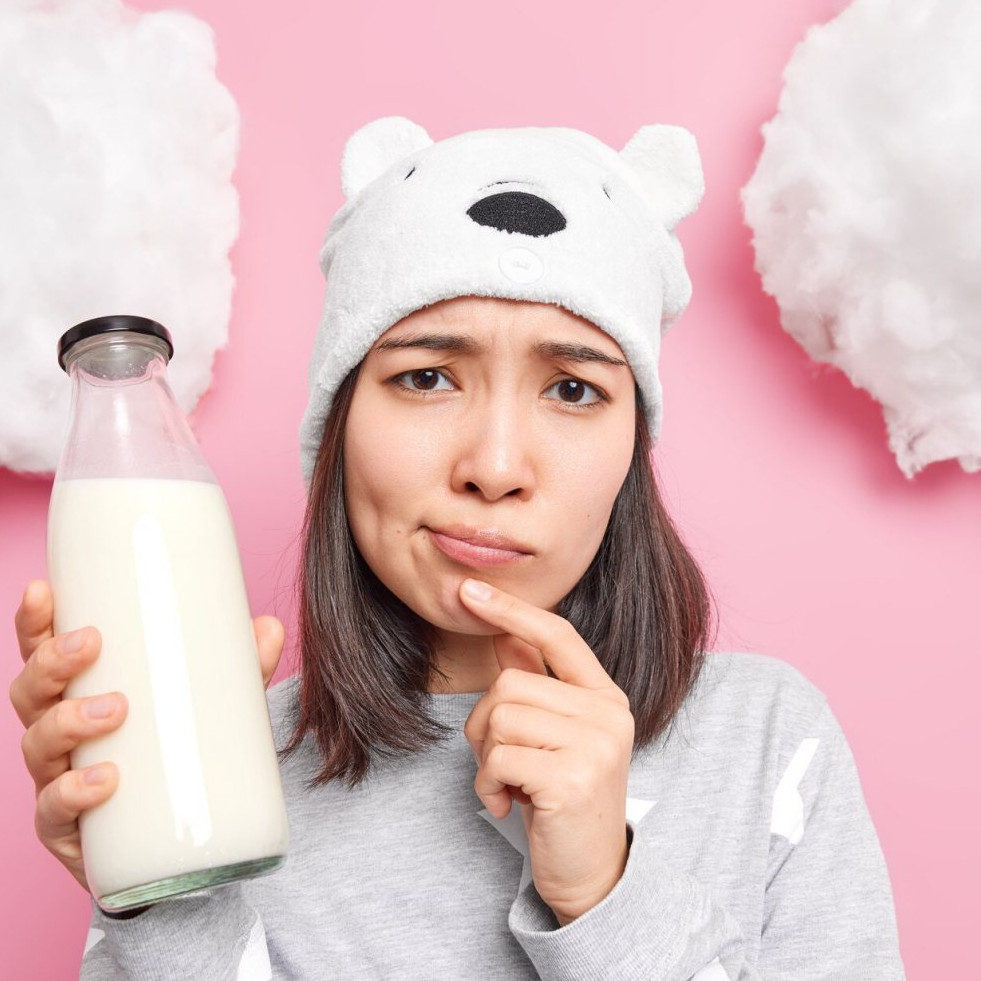 Bukan sembarang kemasan, ini alasan susu tidak dikemas dalam botol transparan