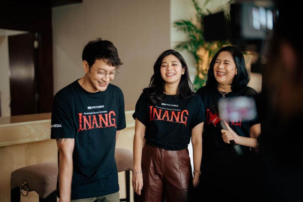 Pujaan hati Kasino Warkop DKI di 'Maju Kena Mundur Kena' ini ibu artis top, intip 11 potret terbarunya