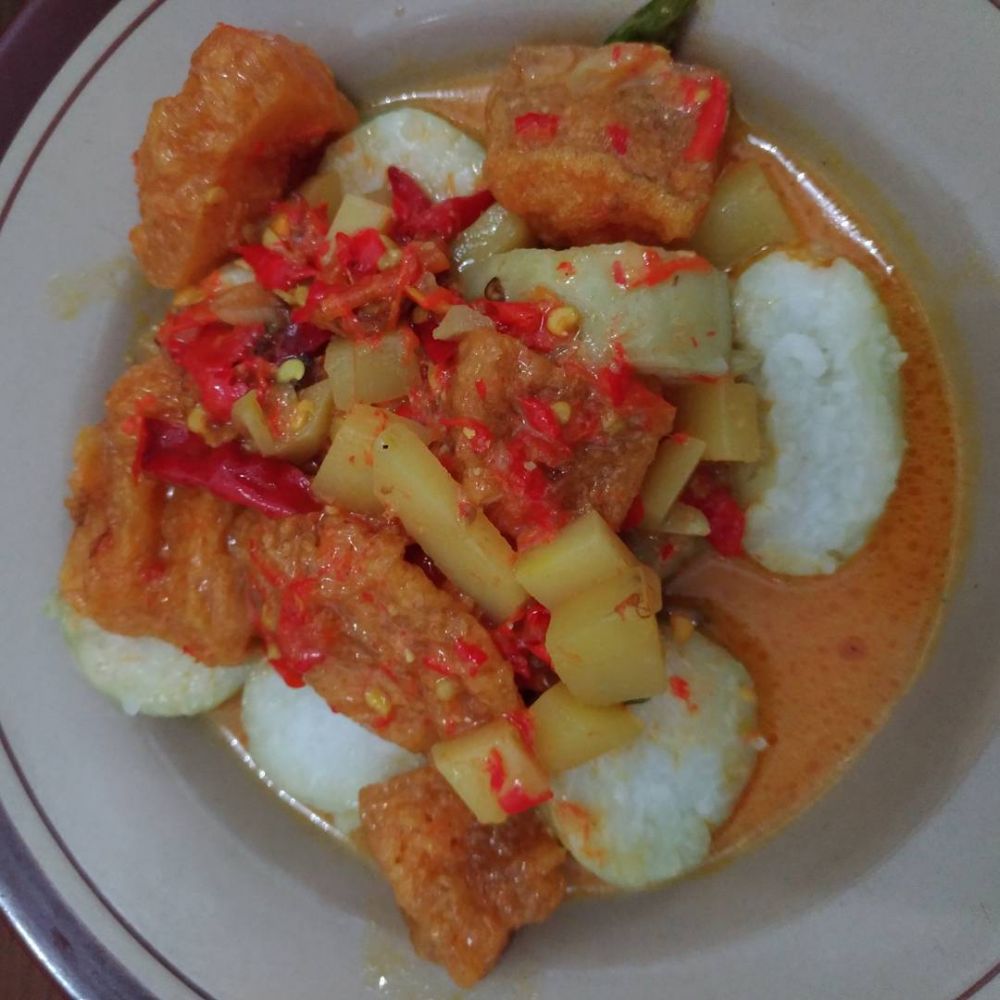 20 Resep masakan olahan lontong untuk Lebaran, enak, sedap, sederhana, dan mudah dibuat