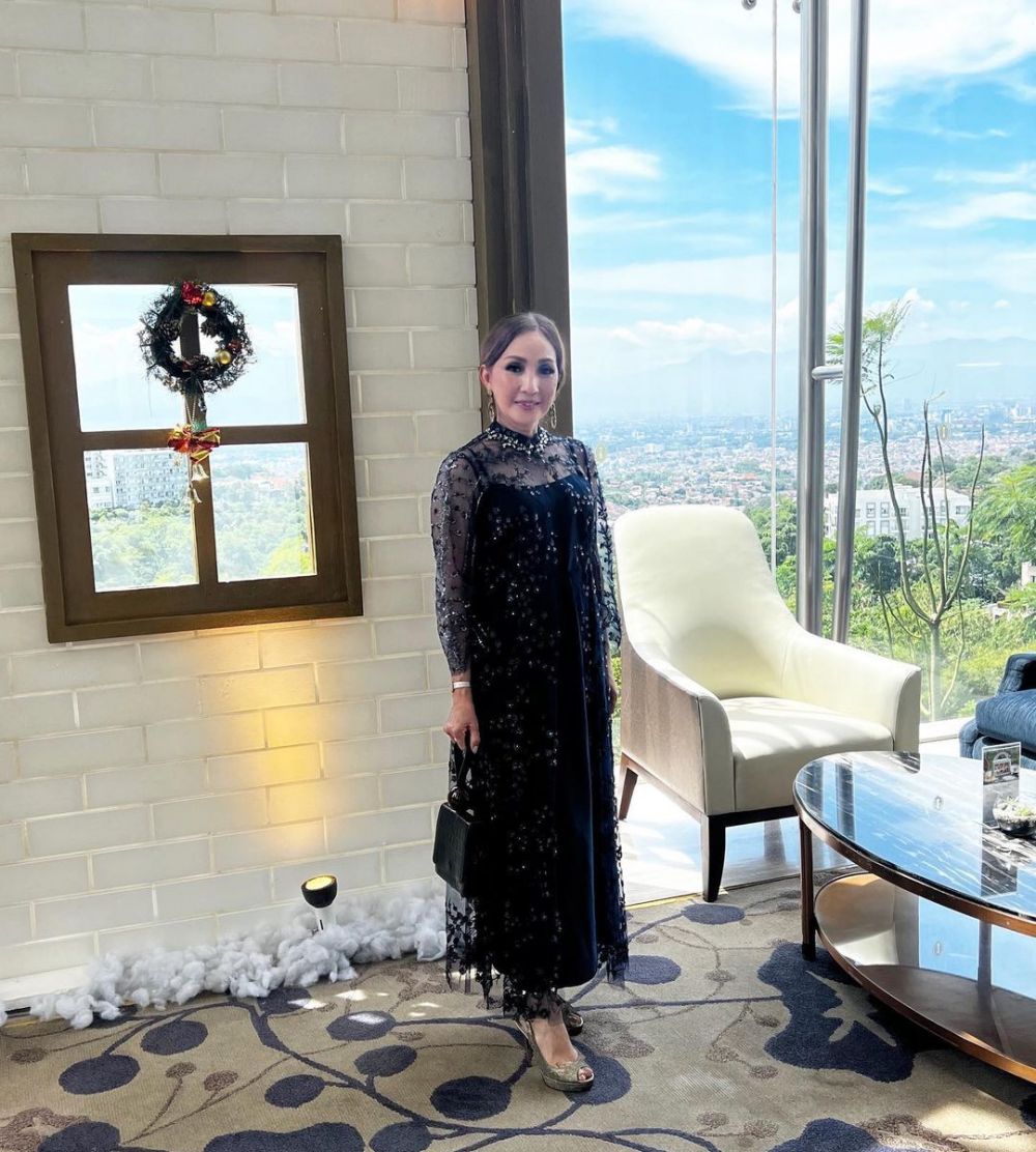 Gadis incaran Dono Warkop di ‘Gede Rasa’ ini penampilannya bak ABG di usia 65 tahun, intip potretnya