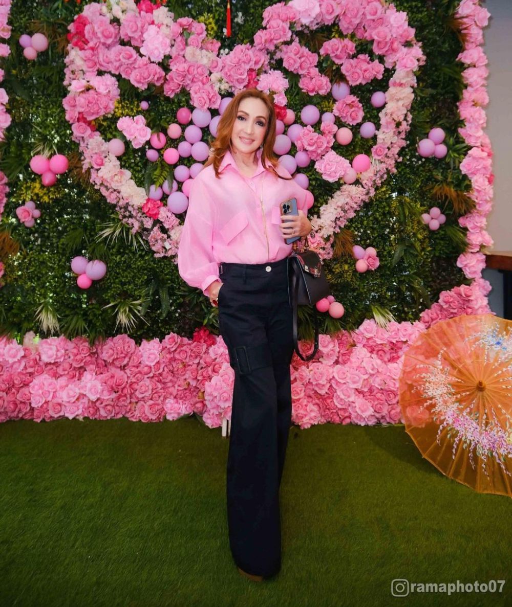 Gadis incaran Dono Warkop di ‘Gede Rasa’ ini penampilannya bak ABG di usia 65 tahun, intip potretnya