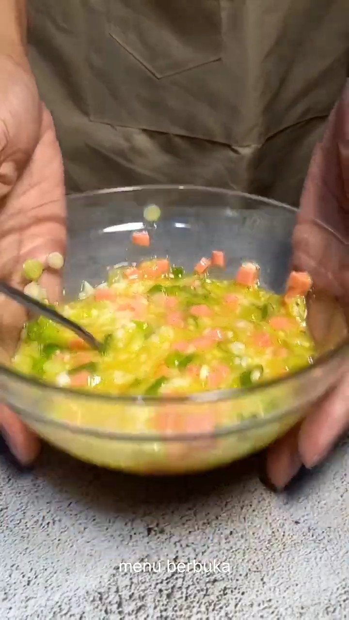 Trik jitu bikin telur dadar super tebal dan antikempis, nggak perlu tepung terigu