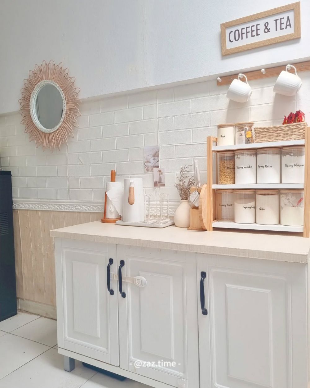 Dapur rumah subsidi ini awalnya terasa sempit, 9 potret hasilnya usai makeover jadi bikin plong