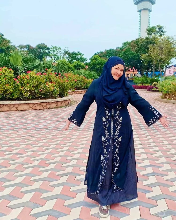 Pacar Dono di film Warkop DKI ternyata aktris top Malaysia kini jualan acar, ini 11 potret terbarunya