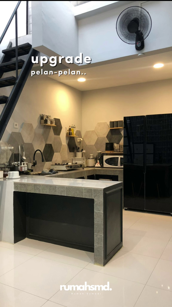 Dinyinyirin punya dapur jorok, 9 potretnya usai makeover ini hasilnya bikin tukang julid kicep