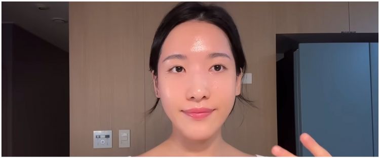 Cara Dapatkan Kesan ‘Blur’ Pori Guna Primer