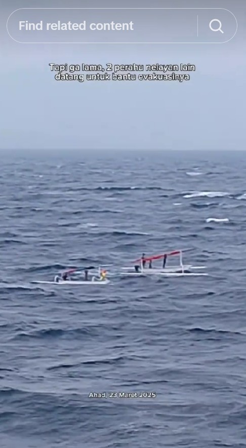 Bukti cari nafkah itu berat, potret nelayan terombang-ambing di laut menunggu evakuasi ini bikin pilu