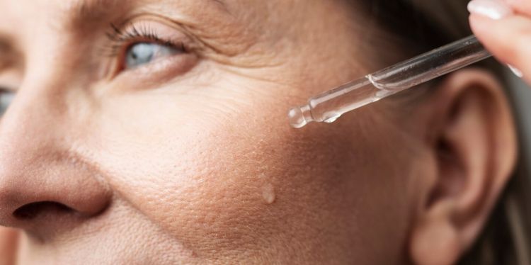 Cara atasi kerutan pada wajah pakai masker alami dari 1 jenis minyak, nggak perlu suntik botoks