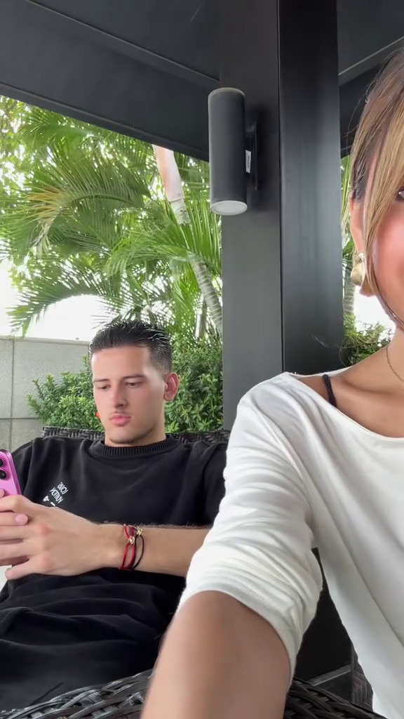 Sering dijodoh-jodohkan, 9 momen Justin Hubner nongkrong bareng Jennifer Coppen ini tuai sorotan