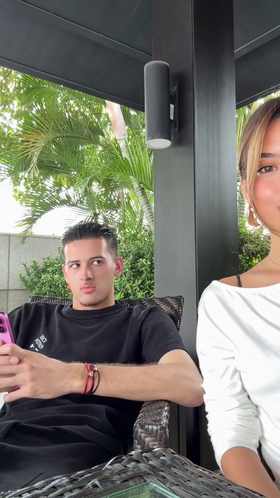 Sering dijodoh-jodohkan, 9 momen Justin Hubner nongkrong bareng Jennifer Coppen ini tuai sorotan