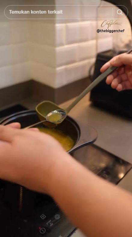 Cara ampuh atasi masakan keasinan tanpa air atau gula, coba trik satu bahan dapur ini
