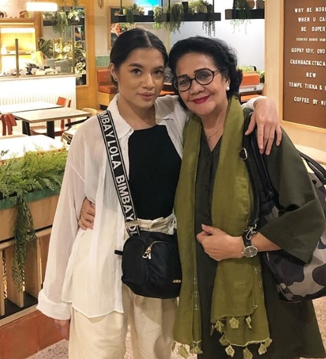 Ibu kos di Gengsi Dong Warkop DKI ternyata nenek penyanyi top, ini 7 potret kebersamaannya dengan cucu