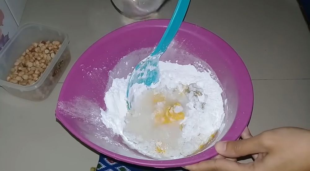 Trik bikin rempeyek nggak keras dan bebas minyak andalkan 1 jenis tepung