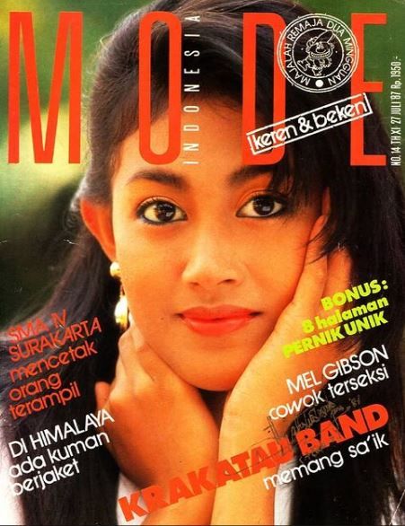 Model top era 90-an ini dulu pernah di dirayu Kasino di film Warkop, intip 11 pesona masa mudanya