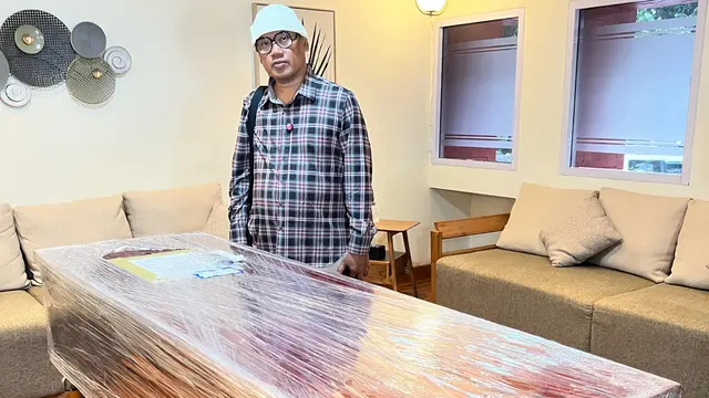 Misi kemanusiaan Uya Kuya pulangkan jenazah WNI dari Taiwan, ungkap penyebab kematian