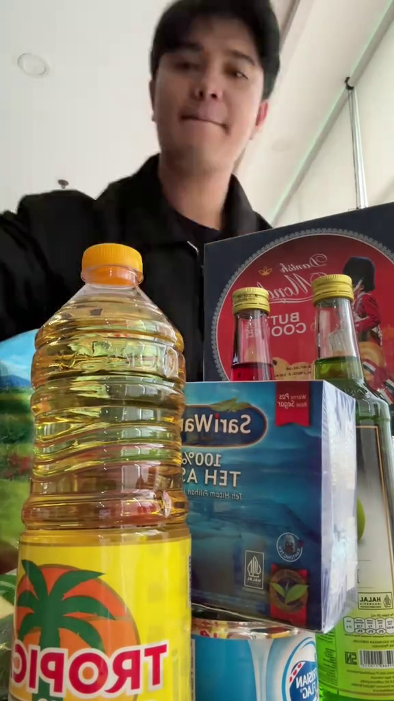 9 Potret hampers lebaran Raffi Ahmad dan Nagita Slavina buat karyawan, tasnya bikin warganet mupeng