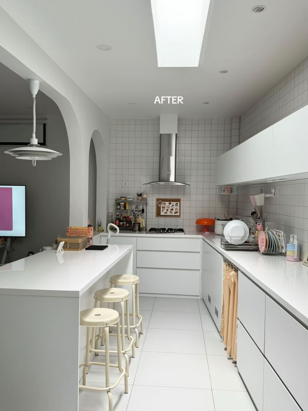 Bukti renovasi rumah di tangan istri yang tepat, 9 potret hunian jadul berubah estetik bak di drakor