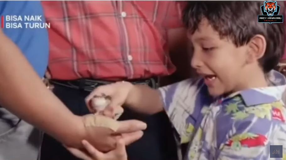 Bocah usil yang sering bawa kodok di Warkop DKI masih eksis jadi artis, begini 11 potret terbarunya