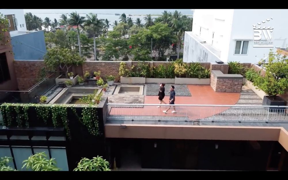 Mengintip rumah mewah 12 selebriti dari udara, hunian Tasya Farasya bak Disneyland