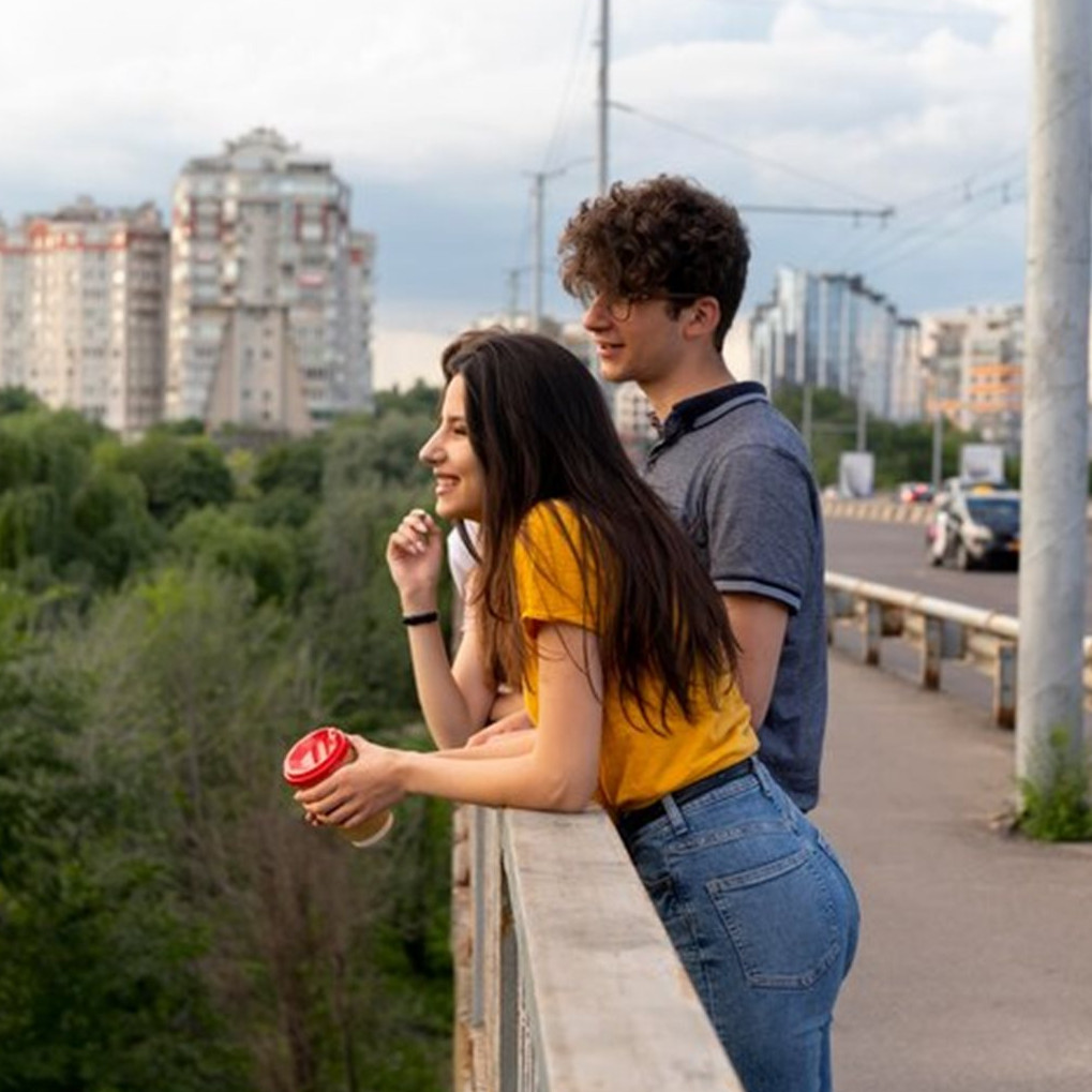 50 Kata-kata cinta singkat dan manis untuk mengungkapkan perasaan ke pasangan, pacar, dan gebetan