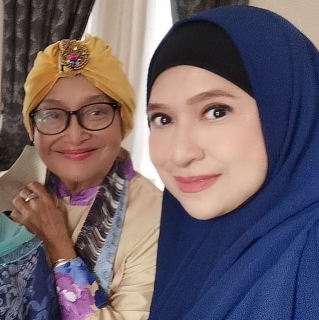 Gadis incaran trio Warkop DKI masih awet muda di usia 59 tahun, begini 11 potret terbarunya