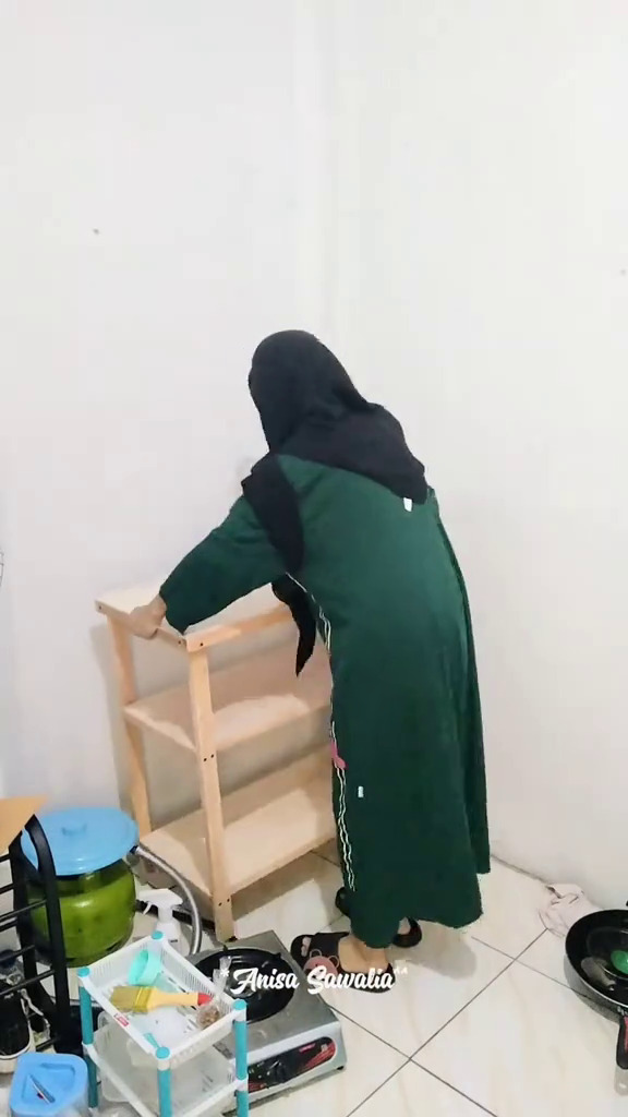 Awalnya berantakan, 9 potret makeover dapur kos satu petak ini visualnya ciamik nggak terasa sumpek