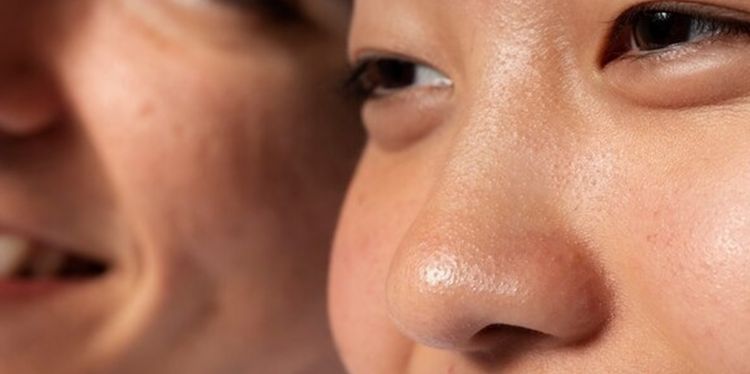 Cara menghaluskan kulit gradakan cuma pakai 1 jenis rempah, nggak perlu lagi beli scrub wajah