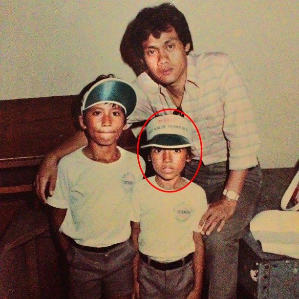 Bocah bertopi ini dulu foto bareng Warkop DKI kini jadi artis sukses, intip 11 potret terbarunya